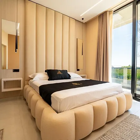 Azura With Pool Sauna Jacuzzi *