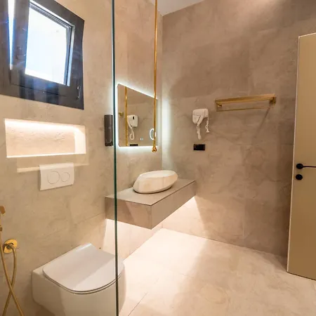 Azura With Pool Sauna Jacuzzi * Rrushkull (Durres)