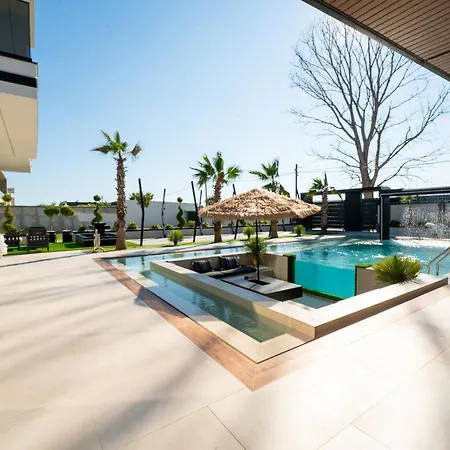 Azura With Pool Sauna Jacuzzi Villa