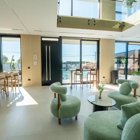 Villa Azura With Pool Sauna Jacuzzi