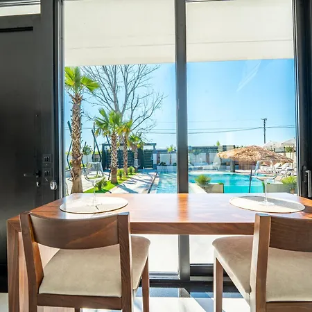 Villa Azura With Pool Sauna Jacuzzi