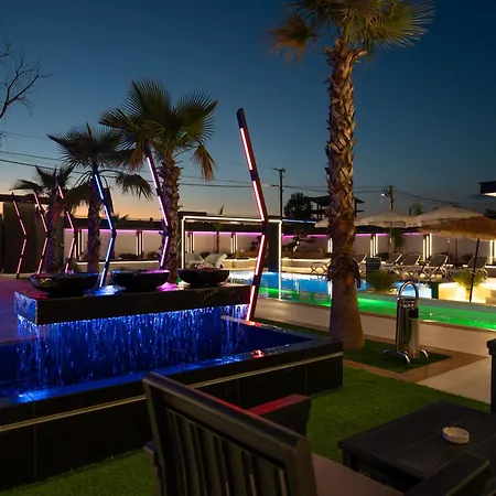 Azura With Pool Sauna Jacuzzi * Rrushkull (Durres)