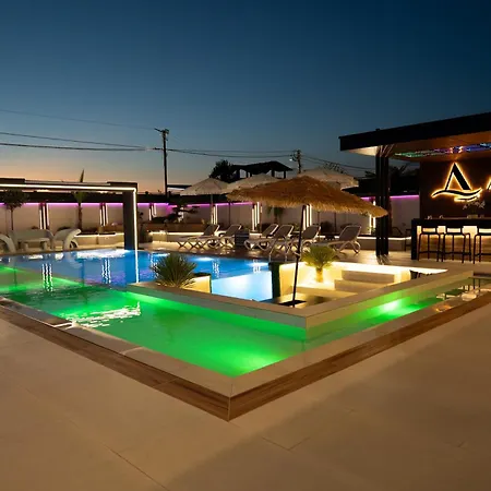 Villa Azura With Pool Sauna Jacuzzi *