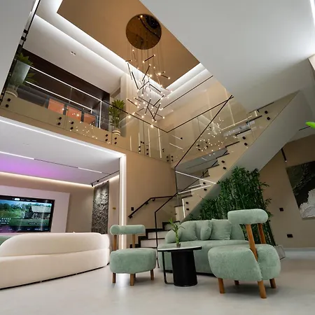 Azura With Pool Sauna Jacuzzi Villa *